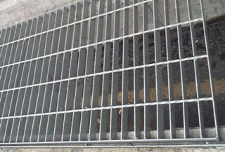 過車的地溝蓋板選擇什么樣的？