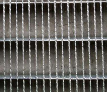 信鴿公棚地網，曬籠網片，漏糞板，賽鴿鴿舍專用地網 ，熱鍍鋅地格柵板價格/廠家