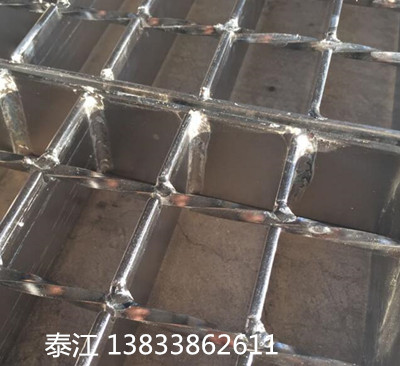 不銹鋼鋼鋼格板規(guī)格型號(hào)、價(jià)格、生產(chǎn)廠家 泰江