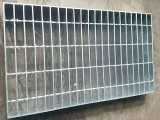 303/30/100規(guī)格型號(hào)鋼格板 303/30/100規(guī)格型號(hào)鋼格板